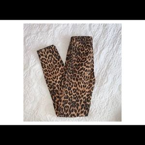 Zara leggings in animal print